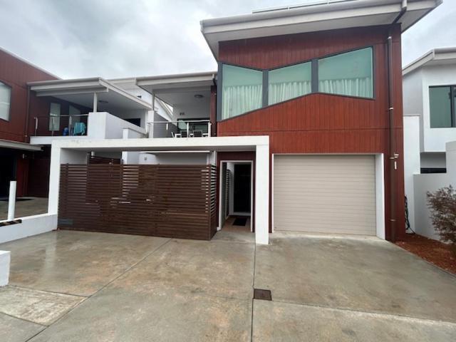 Albany Waves Villa Екстериор снимка