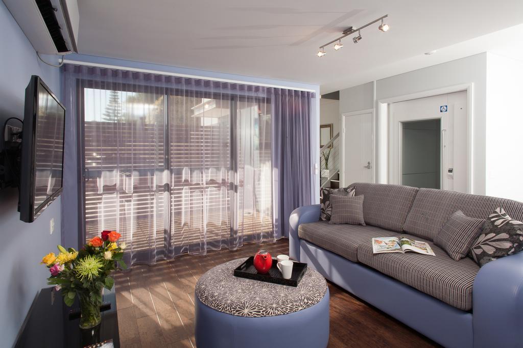 Albany Waves Villa Екстериор снимка
